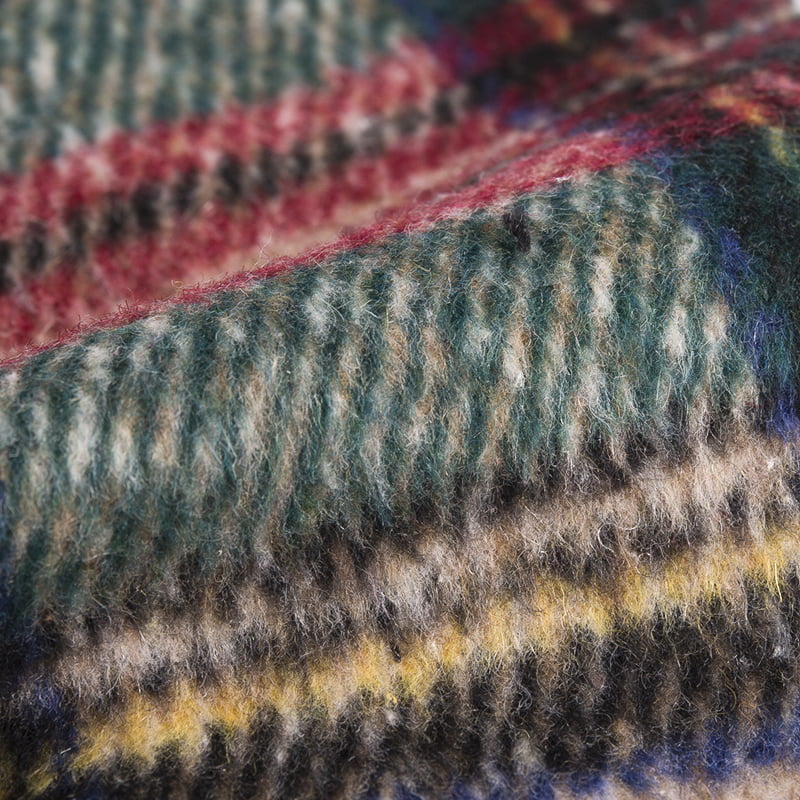 Tartan karirani keper crveno zelena 10 % vuna 90 % kemijska vlakna tkanina od tvida 2144
